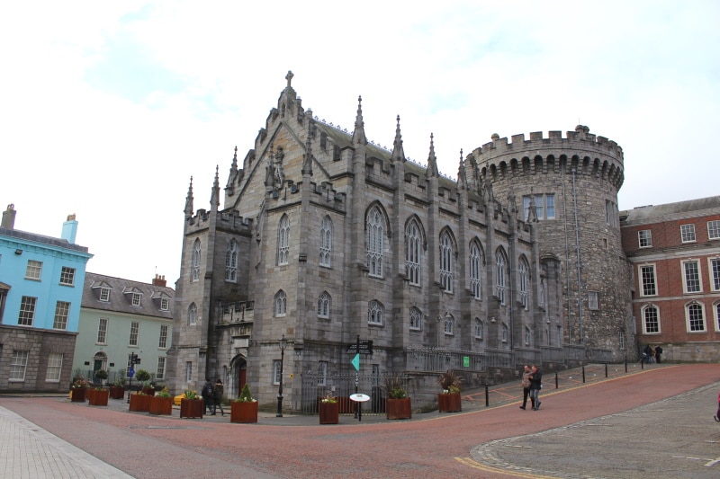 Castillo de Dublín es uno de los lugares turísticos más importantes